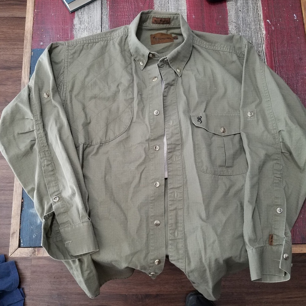 Browning button down shirt- L